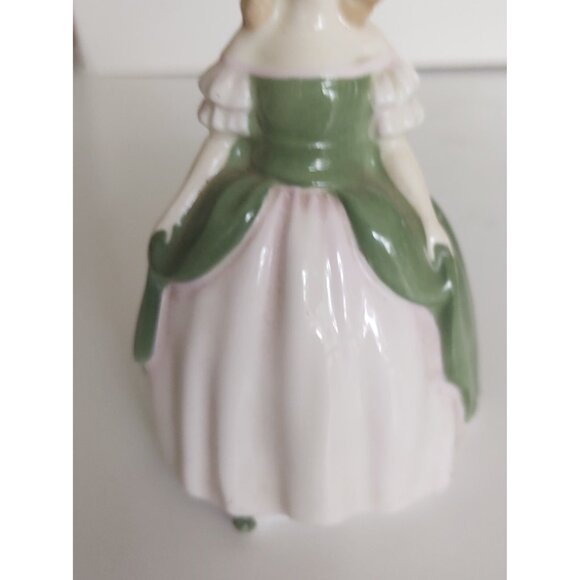 Vintage Royal Doulton Figurine "Penny" HN2338 1967 4 3/4" - Picture 8 of 8